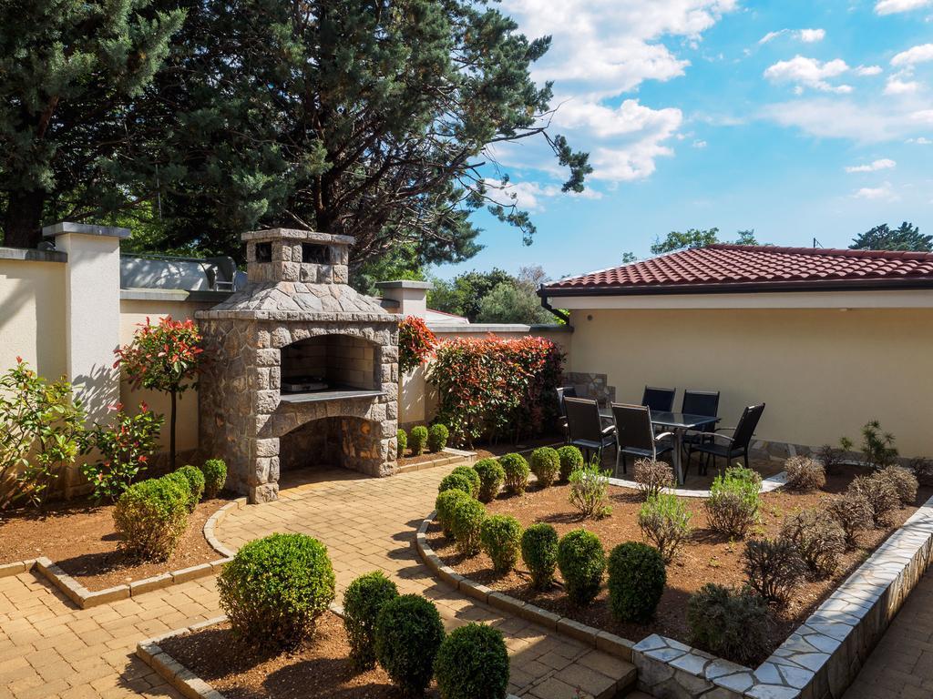 Villa Petra Selce Exterior photo