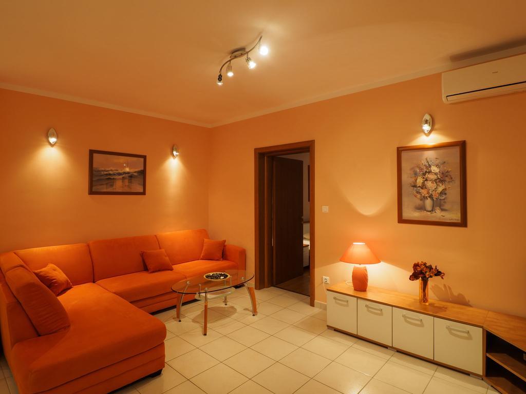 Villa Petra Selce Exterior photo